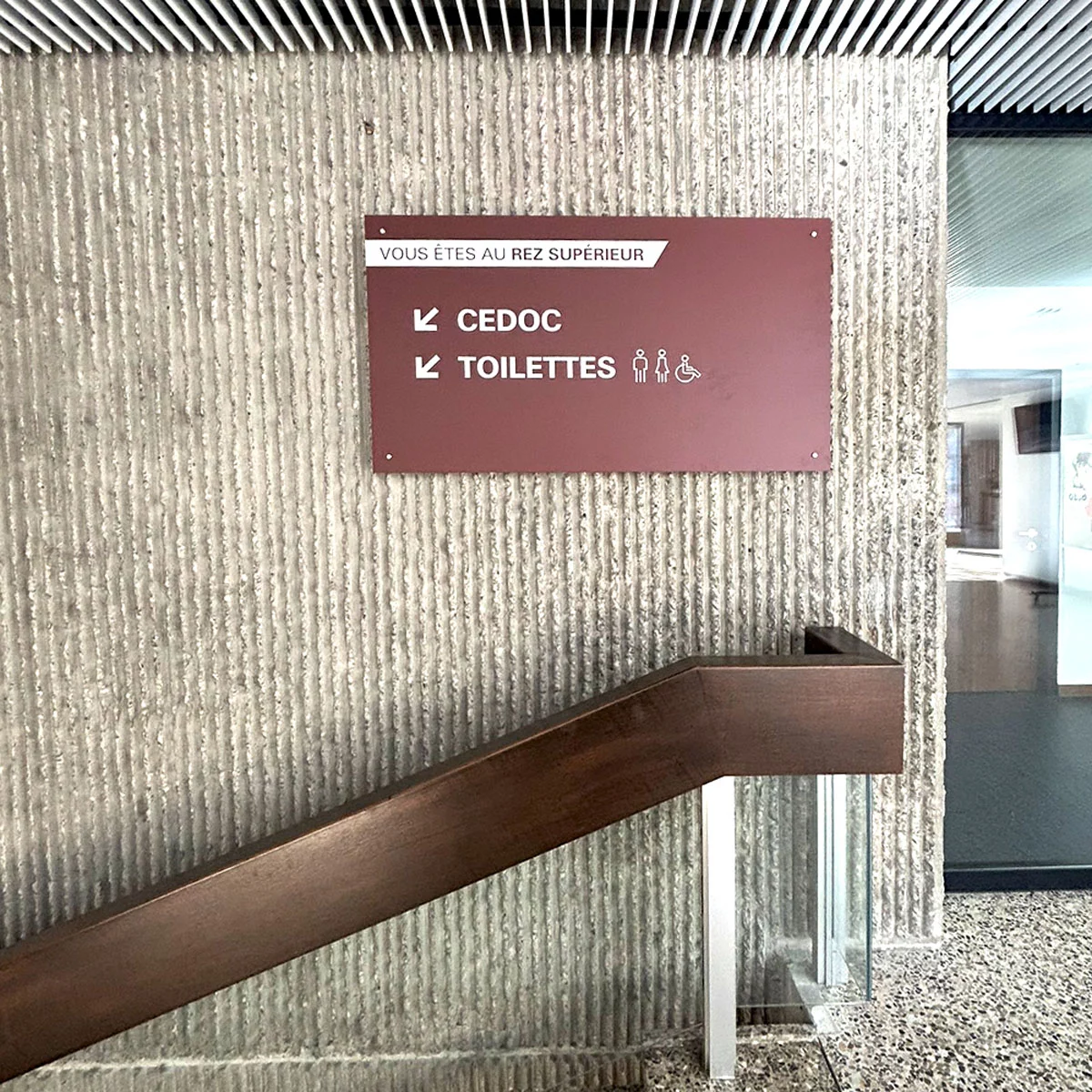 signaletique_plaquettes_panneaux_TOTAL_WEB_0004_IMG_3760